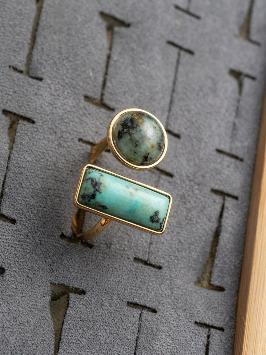 bague avec pierres