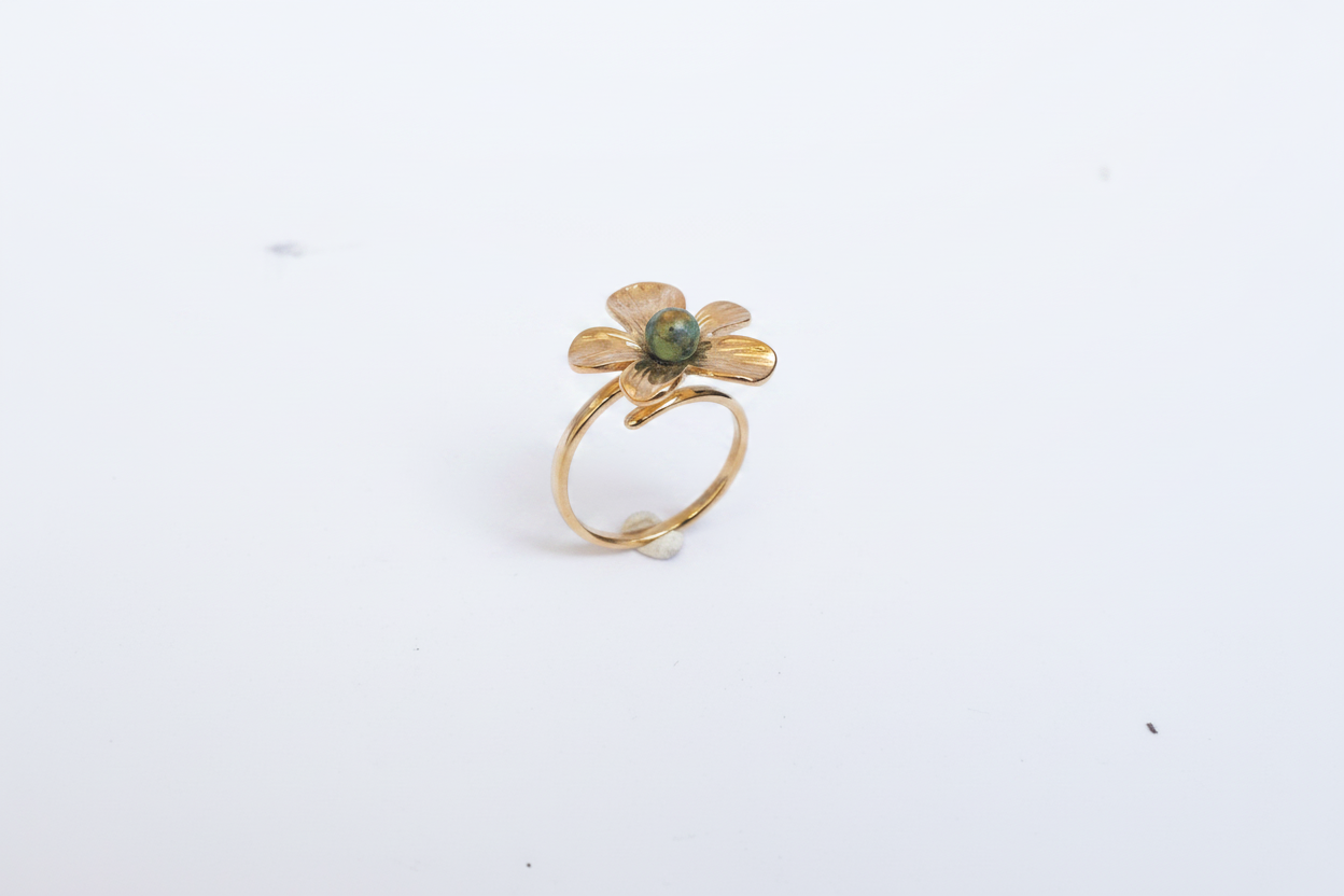 Bague Fleur Dorée Pierre Verte - vue 4