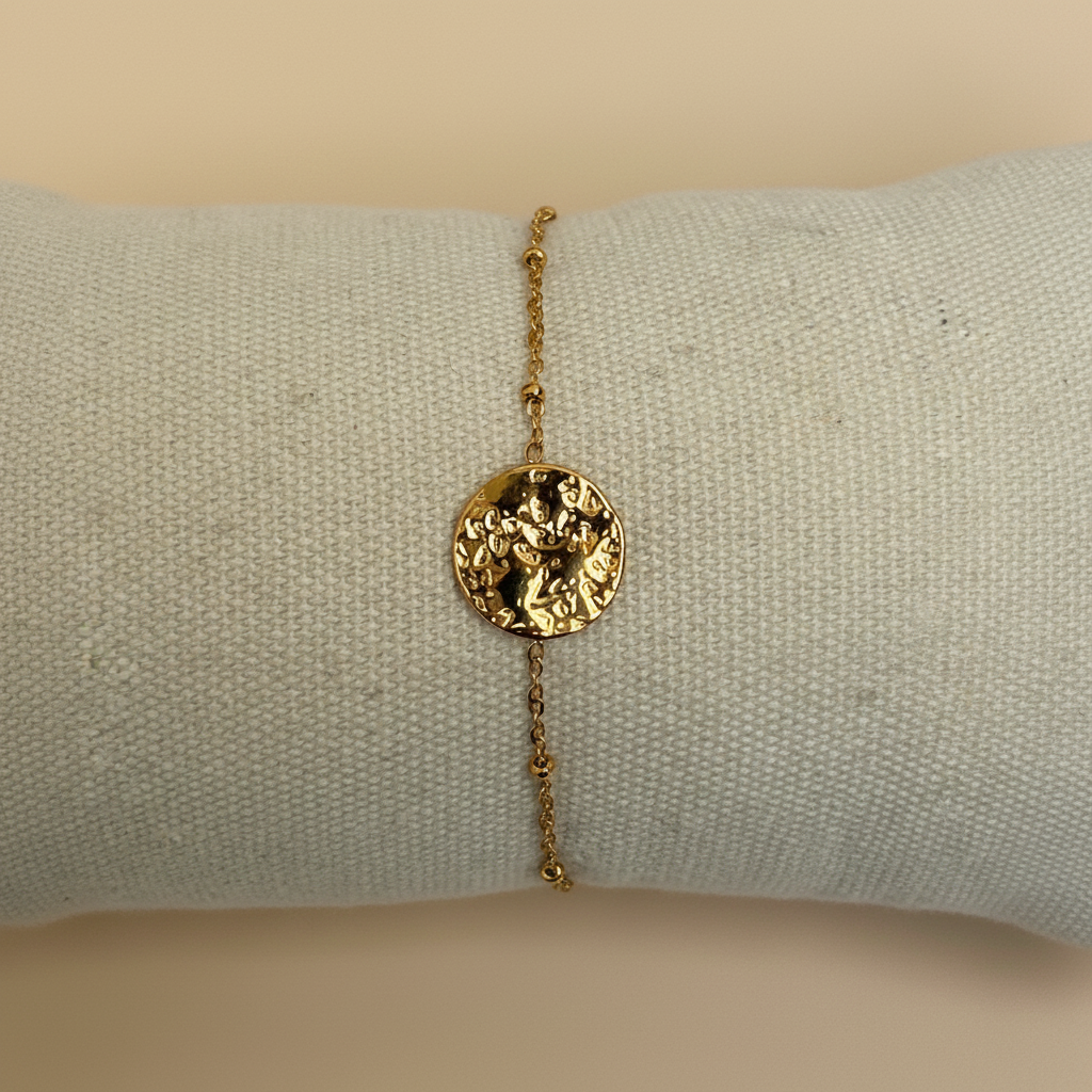 Bracelet médaille coussin vue 1