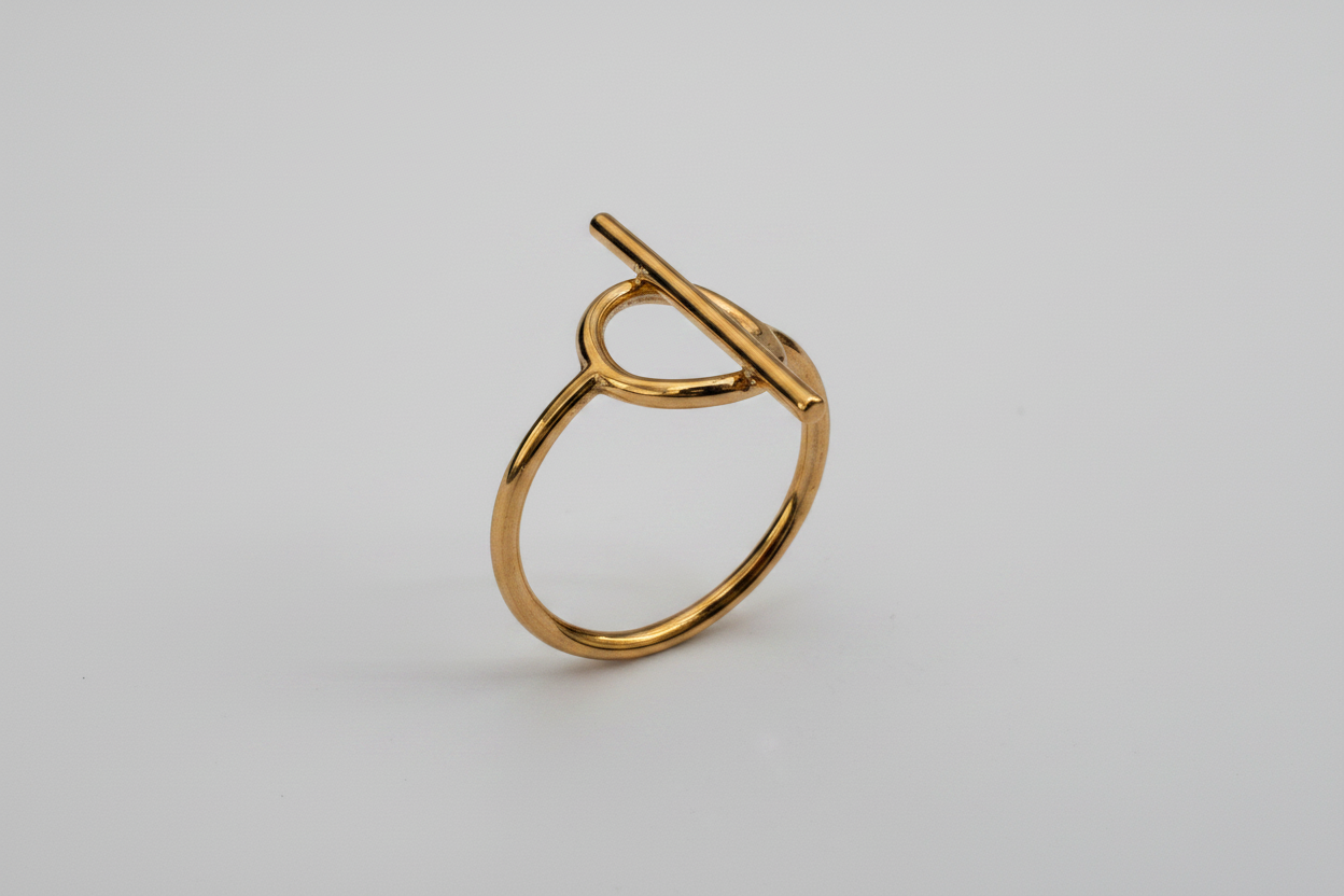 Bague Cercle & Barre Dorée - vue latérale
