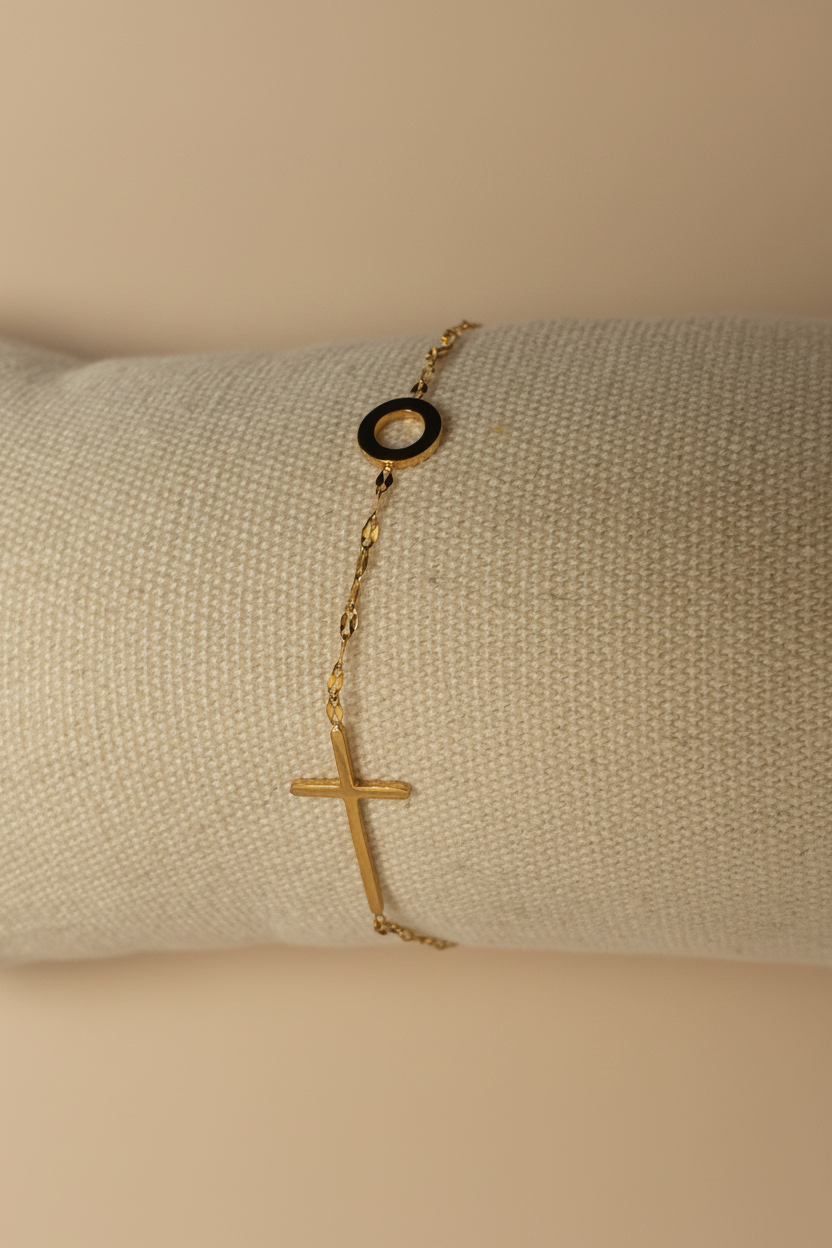 Bracelet croix cercle retouché