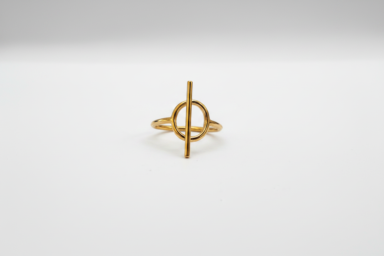 Bague Cercle & Barre Dorée - vue de face
